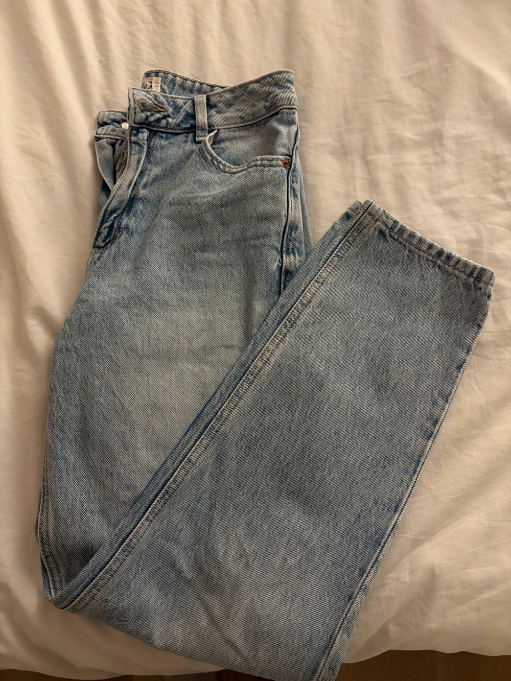 Dynamite Light Blue Women's Straight-Leg Jeans